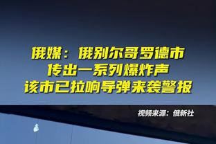 小卡遭太阳三人合围抢断？眼睛好像被打到了！